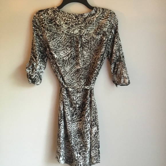 NWOT JENNIFER LOPEZ CHEETAH PRINT DRESS - Picture 5 of 6